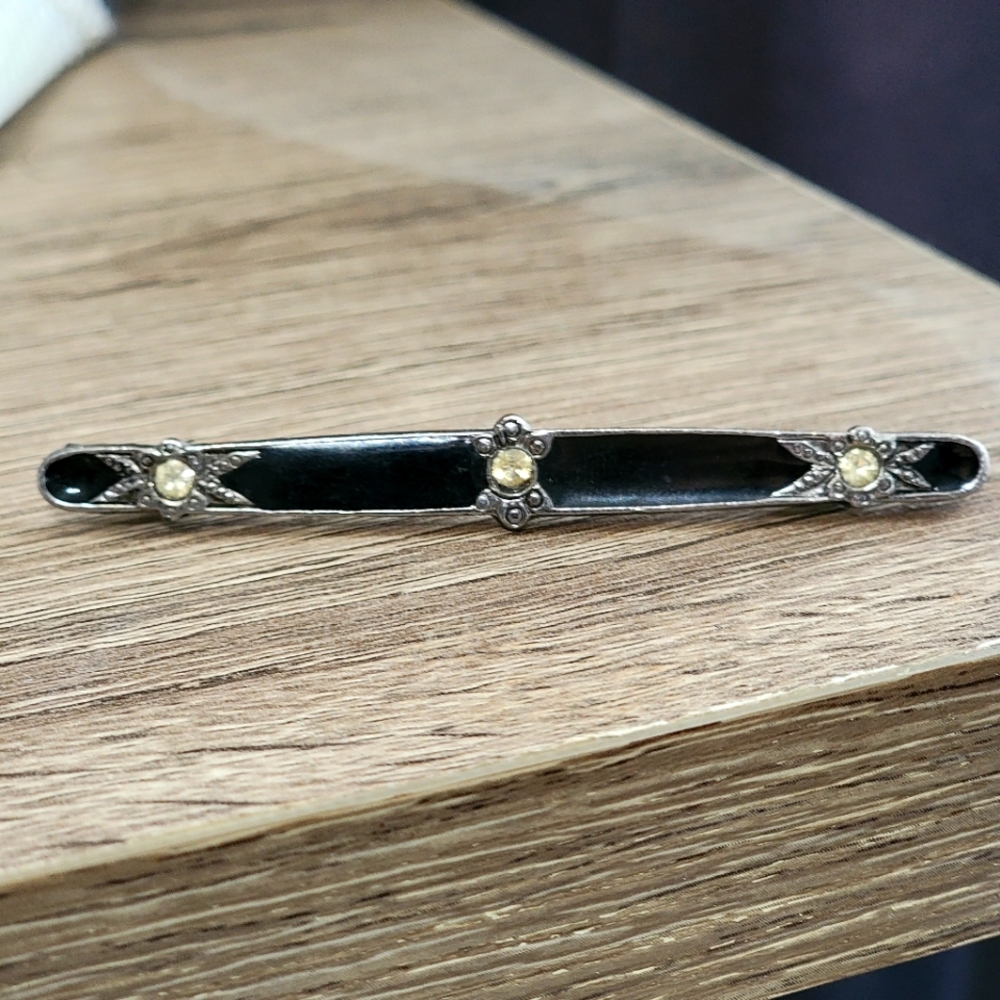 Vintage pin